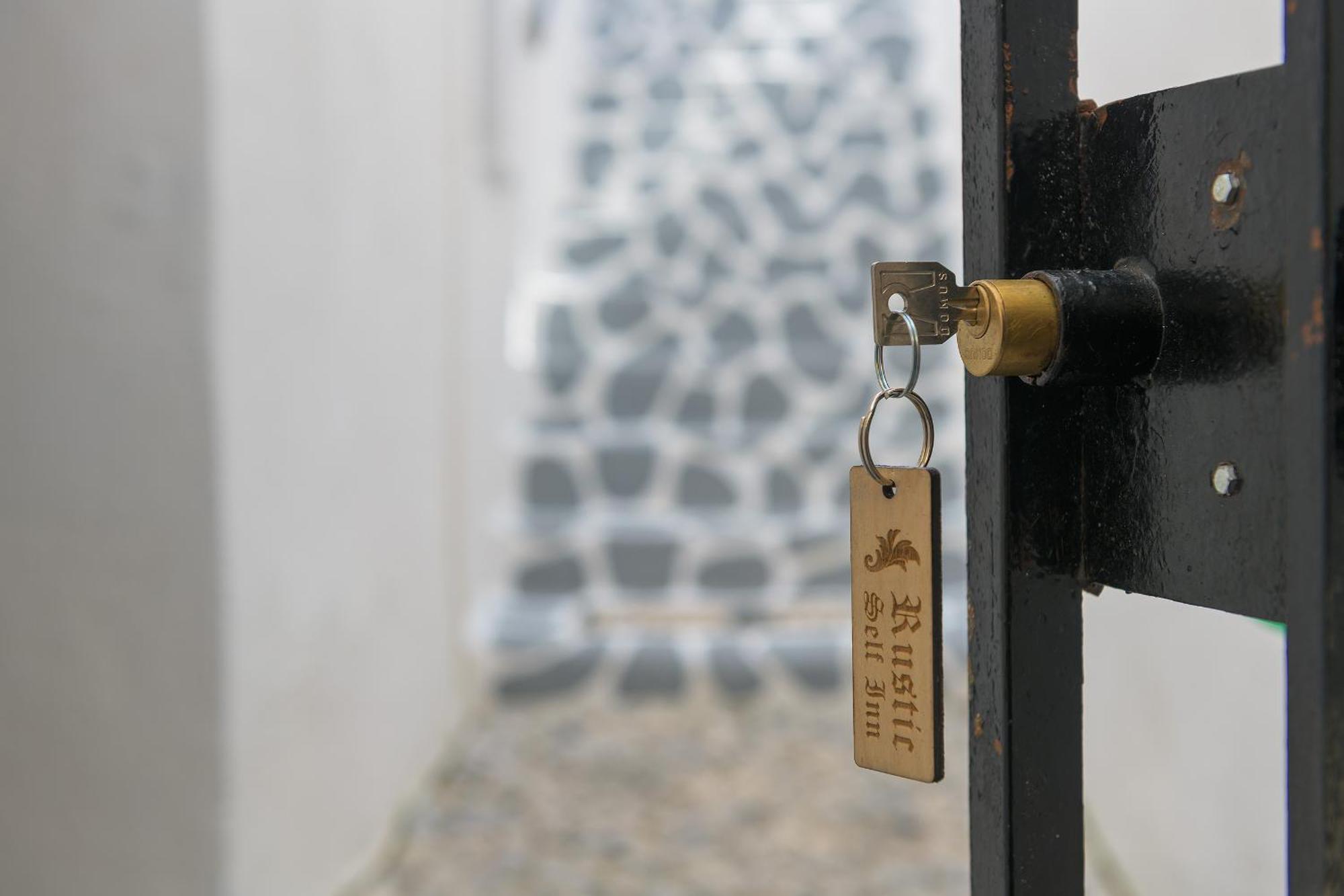 Rustic Self-Inn Rhodes City Dış mekan fotoğraf