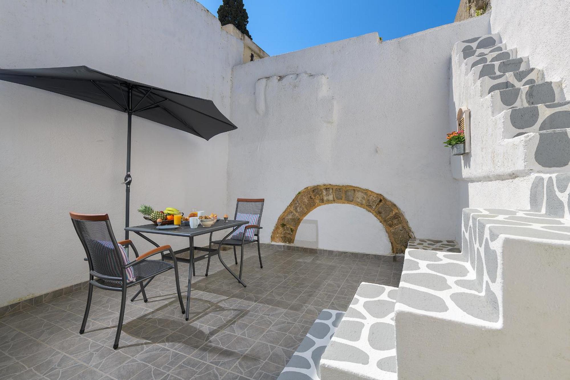 Rustic Self-Inn Rhodes City Dış mekan fotoğraf