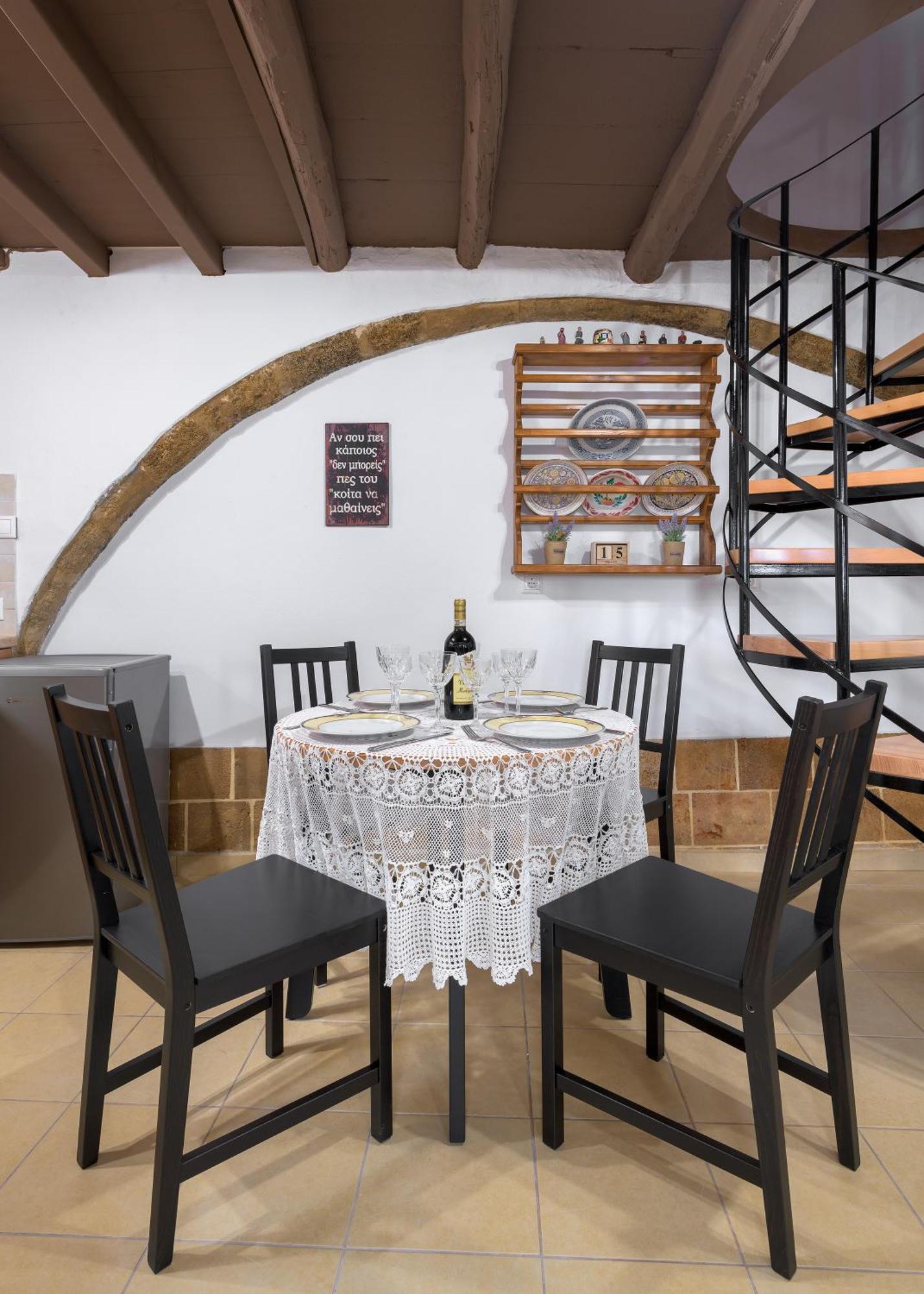 Rustic Self-Inn Rhodes City Dış mekan fotoğraf